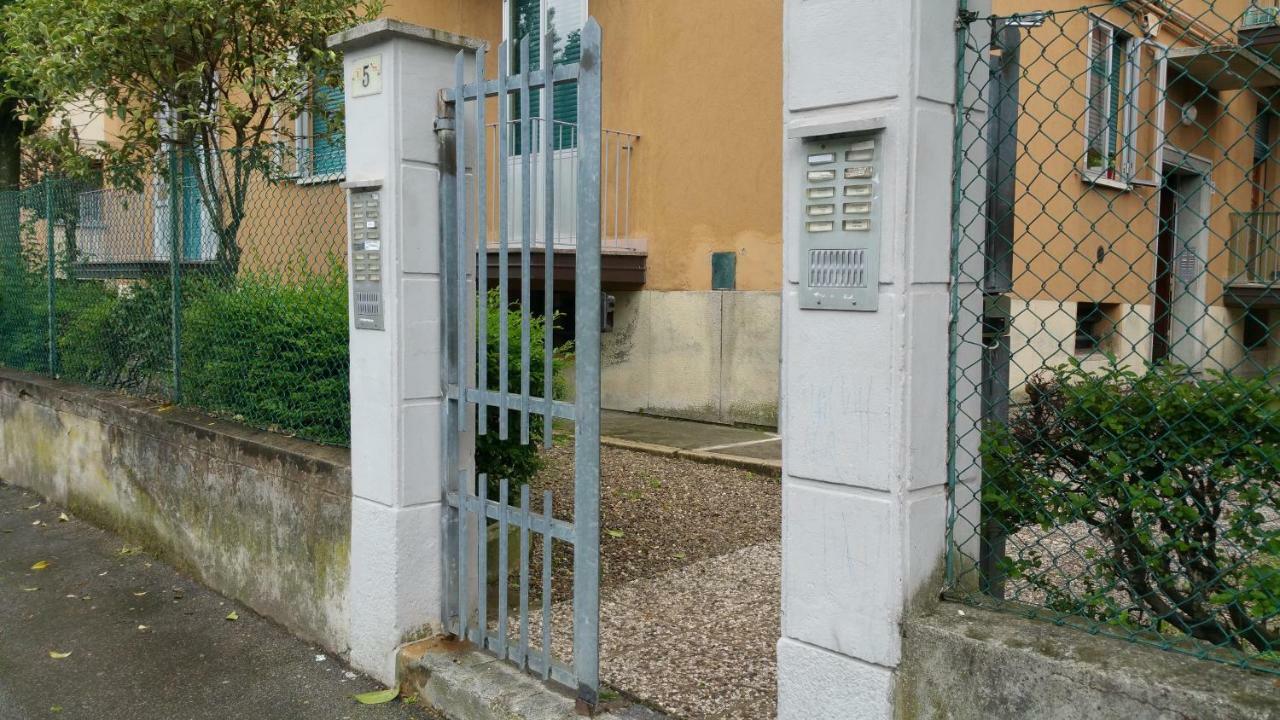 Aduepassidallafiera Bolonia Zewnętrze zdjęcie